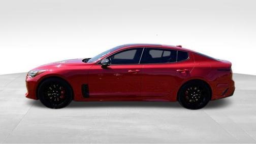 2023 Kia Stinger GT2
