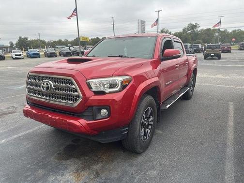 2017 Toyota Tacoma TRD Sport