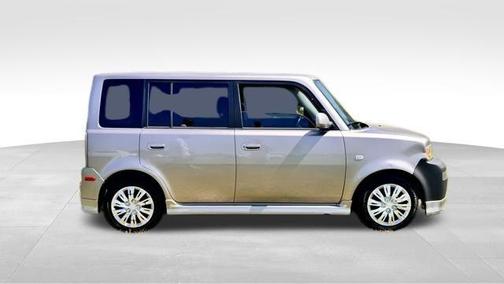 2005 Scion xB Base (M5)