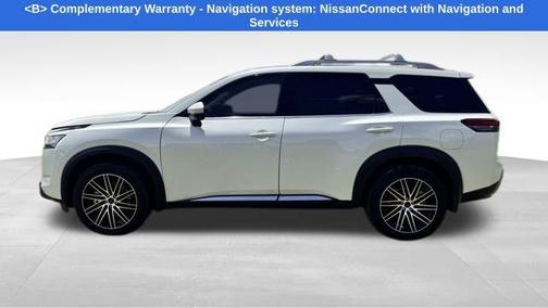 2024 Nissan Pathfinder Platinum