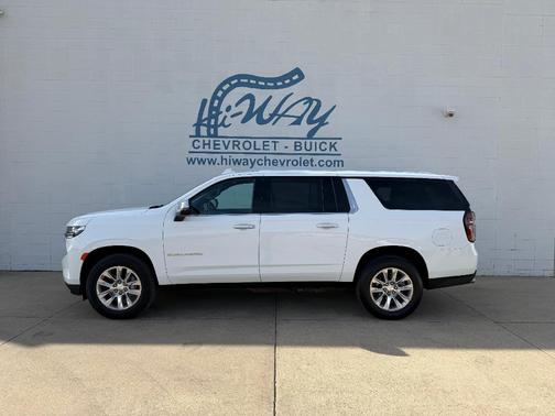 2023 Chevrolet Suburban Premier