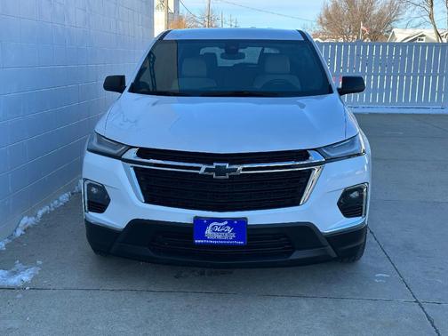 2022 Chevrolet Traverse LS