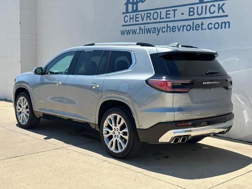 2024 GMC Acadia Denali