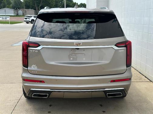 2022 Cadillac XT6 Premium Luxury AWD