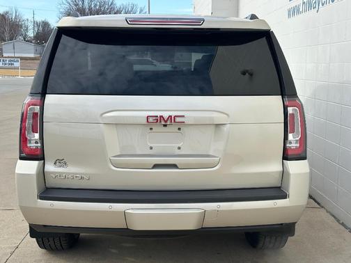 2017 GMC Yukon SLT