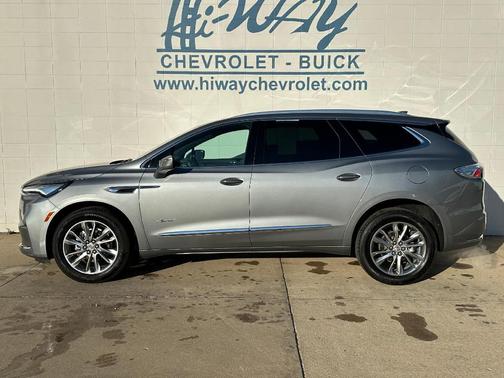 2024 Buick Enclave Avenir