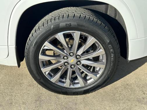 2022 Chevrolet Traverse Premier