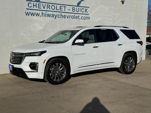 2022 Chevrolet Traverse Premier