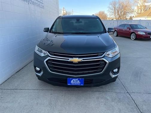 Photo 2 of 15 of 2019 Chevrolet Traverse LT Cloth