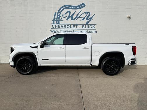 2025 GMC Sierra 1500 Elevation