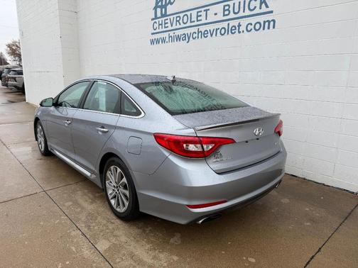 2017 Hyundai SONATA Sport