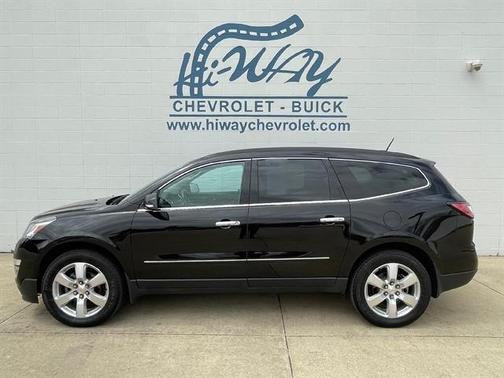 Photo 1 of 16 of 2016 Chevrolet Traverse LTZ