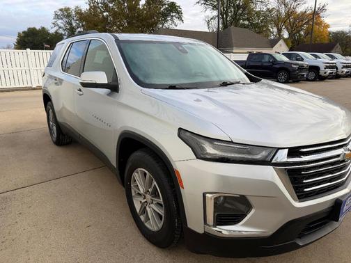 2022 Chevrolet Traverse LT Leather