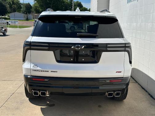 2025 Chevrolet Traverse RS