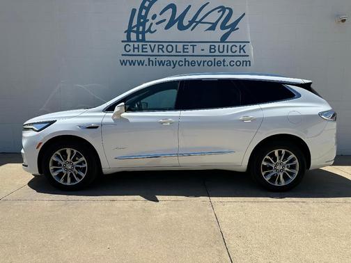 2024 Buick Enclave Avenir