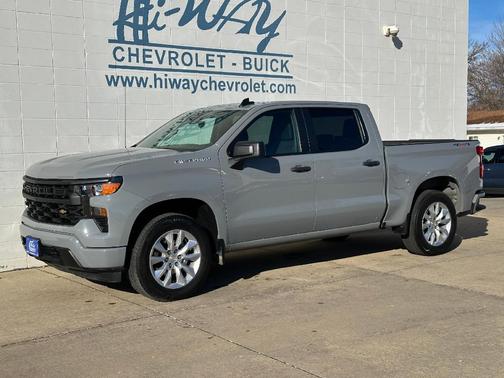 2024 Chevrolet Silverado 1500 Custom