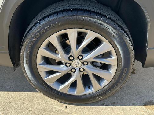 2025 Buick Enclave Preferred