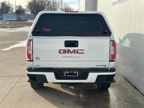 2022 GMC Canyon AT4