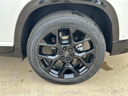 2025 Chevrolet Traverse RS