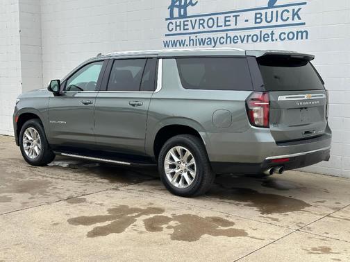 2023 Chevrolet Suburban Premier