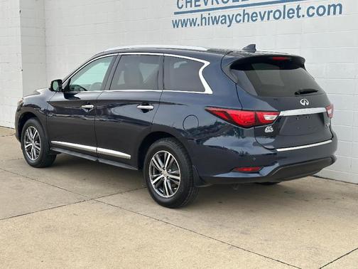 2017 INFINITI QX60 Base