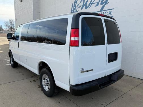 2024 Chevrolet Express 2500 LS