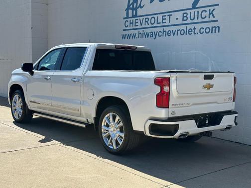 2022 Chevrolet Silverado 1500 High Country