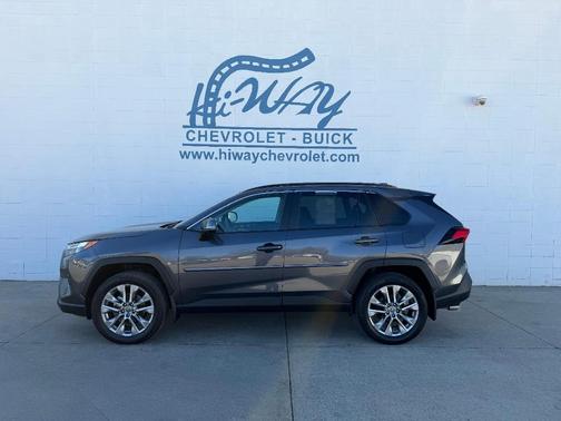 2024 Toyota RAV4 XLE Premium