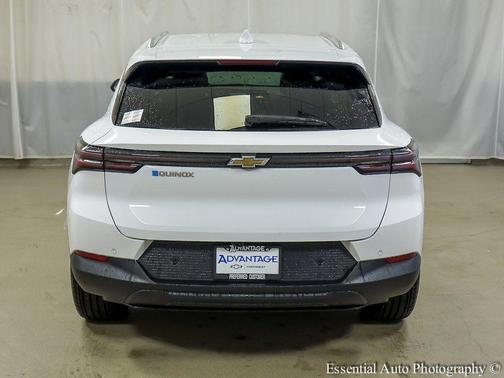 Summit White 2026 Chevrolet Equinox EV LT
