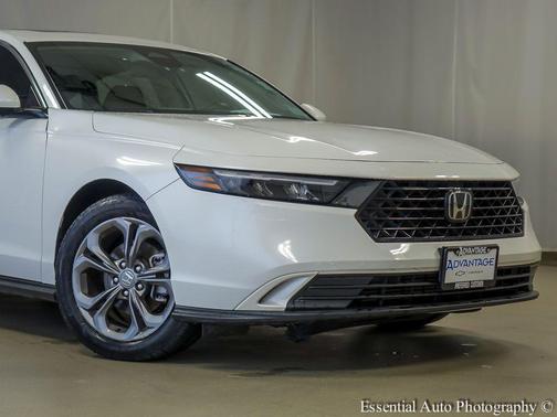 Platinum White Pearl 2024 Honda Accord EX