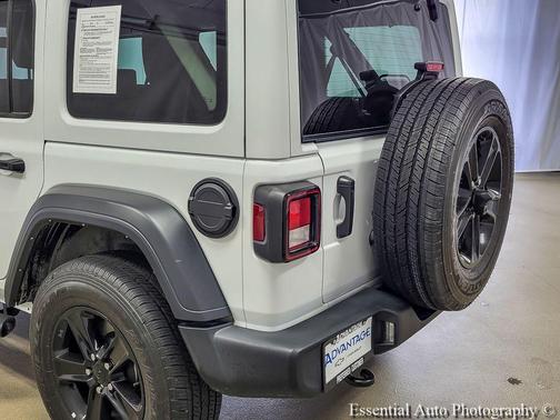Bright White Clearcoat 2023 Jeep Wrangler Sport
