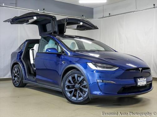 2023 Tesla Model X Standard Range