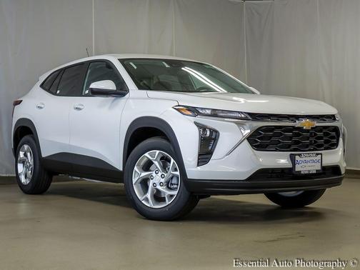 Summit White 2026 Chevrolet Trax LS
