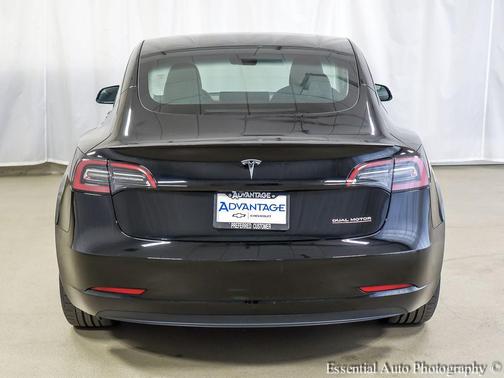 Solid Black 2023 Tesla Model 3 Performance