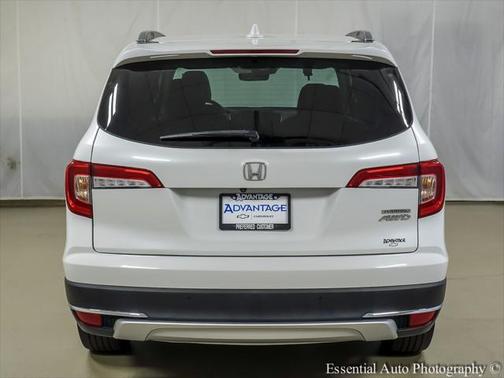 2021 Honda Pilot Touring 8-Passenger
