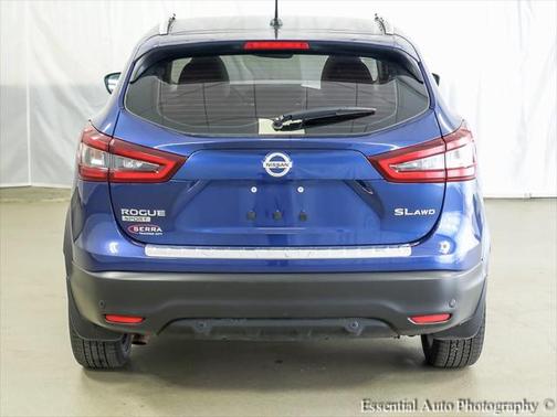 2022 Nissan Rogue Sport SL