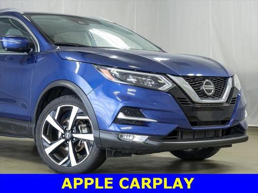 2022 Nissan Rogue Sport SL