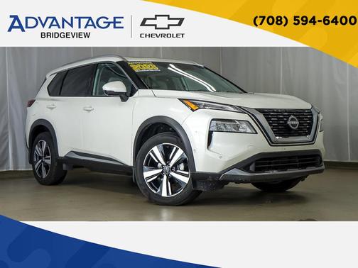 Pearl White Tricoat 2023 Nissan Rogue SL