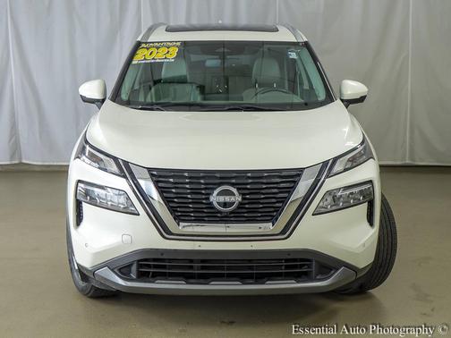 Pearl White Tricoat 2023 Nissan Rogue SL