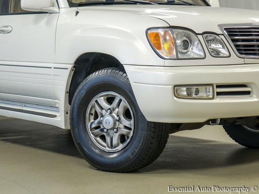 2002 Lexus LX 470 Base