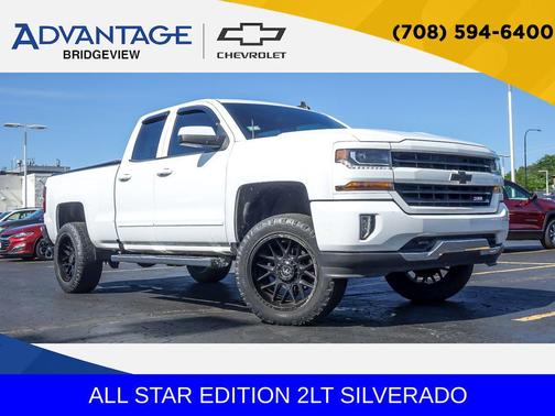 Summit White 2017 Chevrolet Silverado 1500 2LT