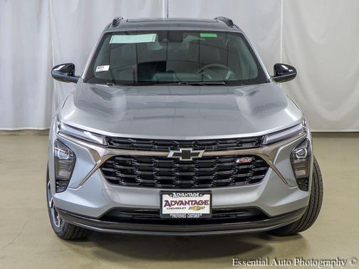 Sterling Gray Metallic 2026 Chevrolet Trax FWD 2RS