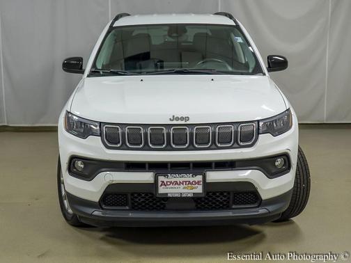 2022 Jeep Compass Latitude Lux