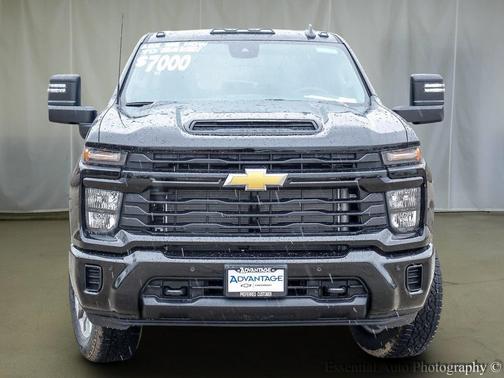 2026 Chevrolet Silverado 2500 Custom