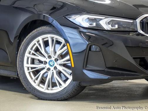 2024 BMW 330e Base