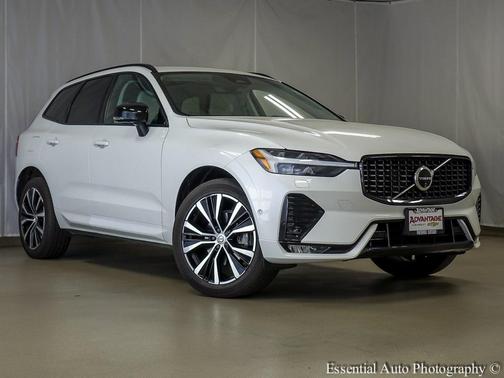 2024 Volvo XC60 B5 Plus Dark Theme