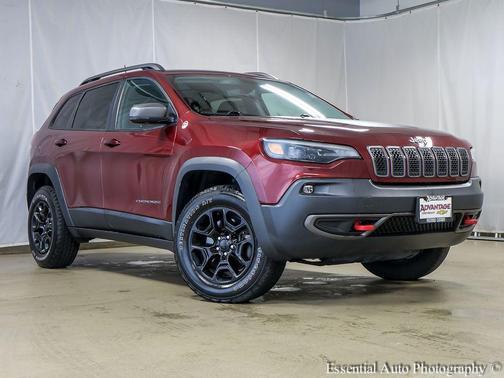 Velvet Red Pearlcoat 2020 Jeep Cherokee Trailhawk