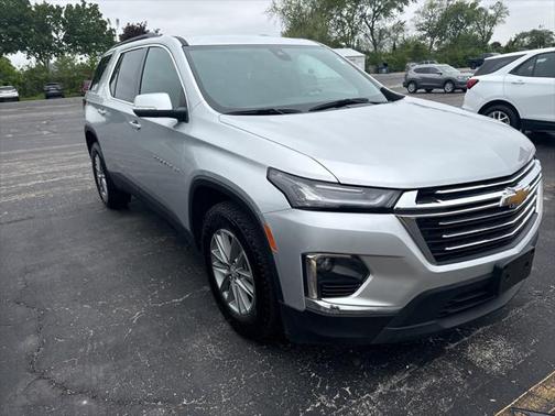 2022 Chevrolet Traverse LT Cloth