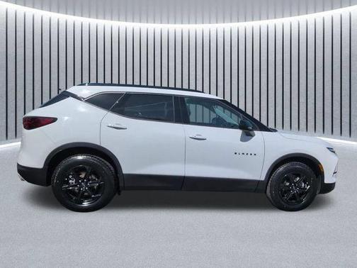 Summit White 2023 Chevrolet Blazer 1LT