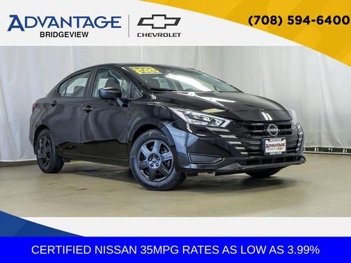 Super Black 2025 Nissan Versa 1.6 S